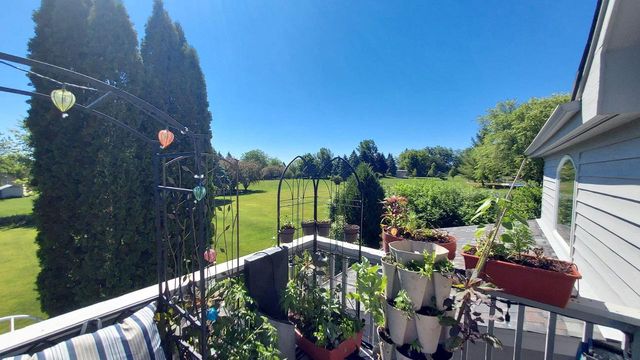 8404 S 68th STREET, Franklin, WI 53132
