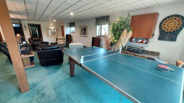 8404 S 68th STREET, Franklin, WI 53132