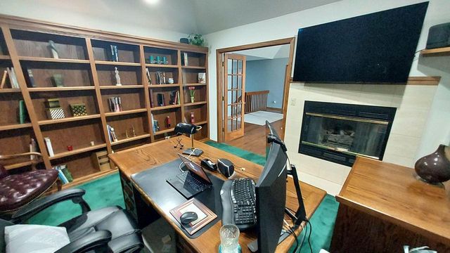 8404 S 68th STREET, Franklin, WI 53132