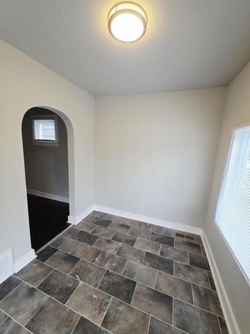 4668 N 28th STREET, Milwaukee, WI 53209