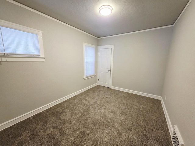 4668 N 28th STREET, Milwaukee, WI 53209