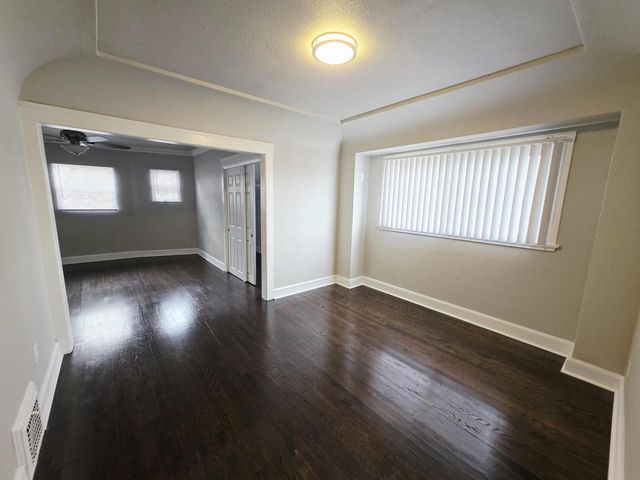 4668 N 28th STREET, Milwaukee, WI 53209