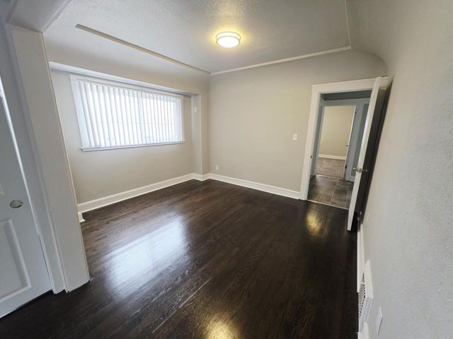 4668 N 28th STREET, Milwaukee, WI 53209