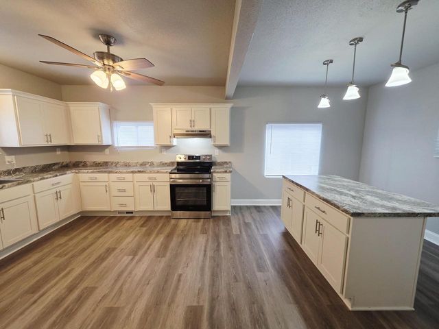 4668 N 28th STREET, Milwaukee, WI 53209