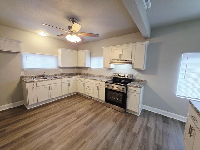 4668 N 28th STREET, Milwaukee, WI 53209