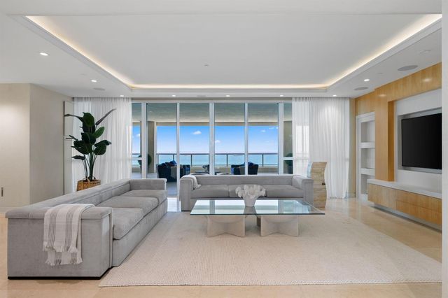 101 S Fort Lauderdale Beach Boulevard PH 2703, Fort Lauderdale, FL 33316
