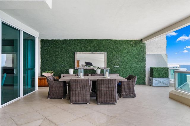 101 S Fort Lauderdale Beach Boulevard PH 2703, Fort Lauderdale, FL 33316