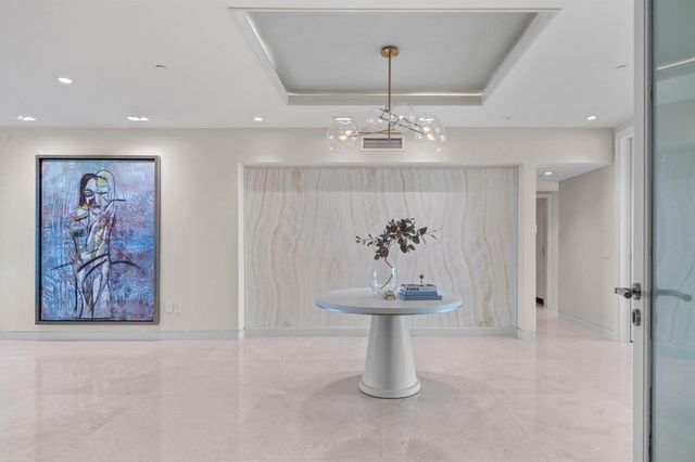 101 S Fort Lauderdale Beach Boulevard PH 2703, Fort Lauderdale, FL 33316