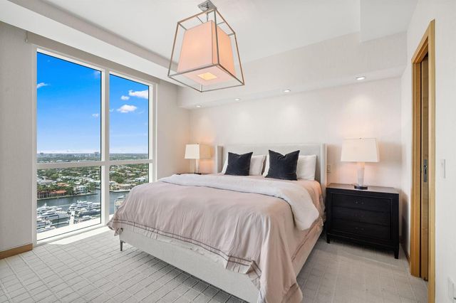 101 S Fort Lauderdale Beach Boulevard PH 2703, Fort Lauderdale, FL 33316