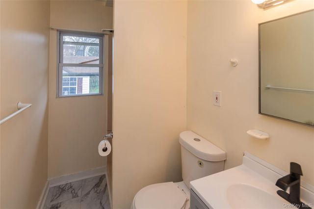 43 Lafayette Drive, New Windsor, NY 12553