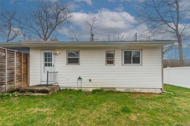 43 Lafayette Drive, New Windsor, NY 12553