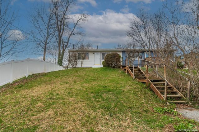 43 Lafayette Drive, New Windsor, NY 12553