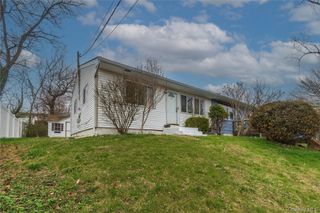43 Lafayette Drive, New Windsor, NY 12553