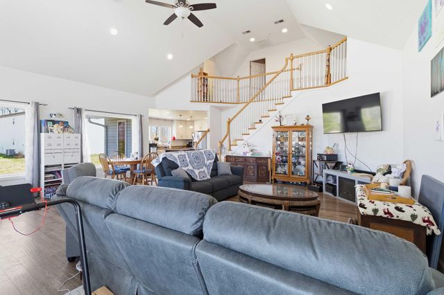 3128 Kentucky 3277, Nancy, KY 42544