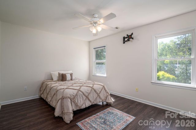 109 Nemans Cove, Cherryville, NC 28021