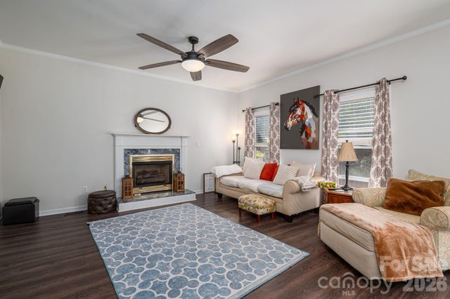 109 Nemans Cove, Cherryville, NC 28021