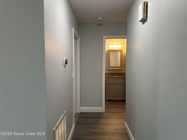 976 S Fork Circle, Melbourne, FL 32901