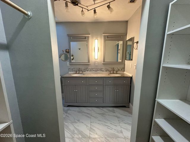 976 S Fork Circle, Melbourne, FL 32901