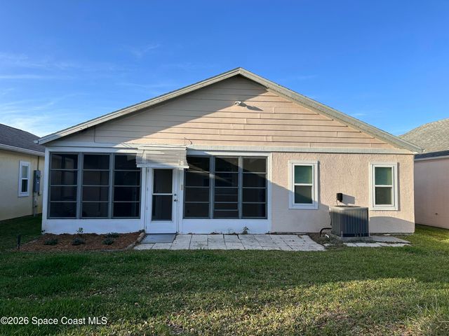 976 S Fork Circle, Melbourne, FL 32901