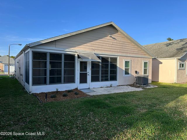 976 S Fork Circle, Melbourne, FL 32901