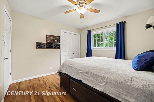 2918 Saint Marys Drive, Midland, MI 48640