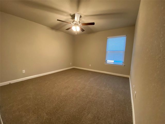 802 Rolling Terrace Circle, Granbury, TX 76049
