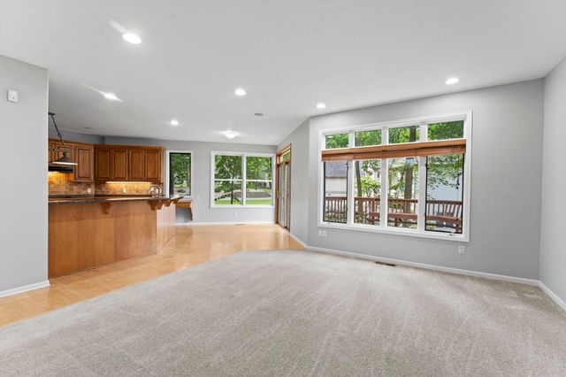 8915 Umbria Place N, Maple Grove, MN 55311