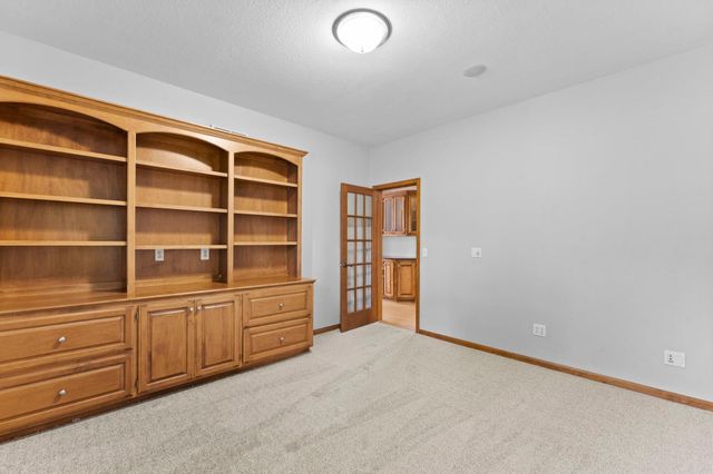 8915 Umbria Place N, Maple Grove, MN 55311