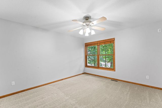 8915 Umbria Place N, Maple Grove, MN 55311