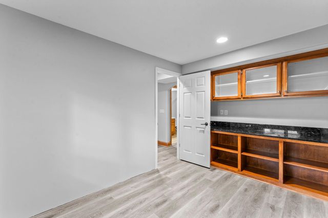 8915 Umbria Place N, Maple Grove, MN 55311