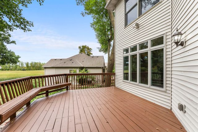 8915 Umbria Place N, Maple Grove, MN 55311