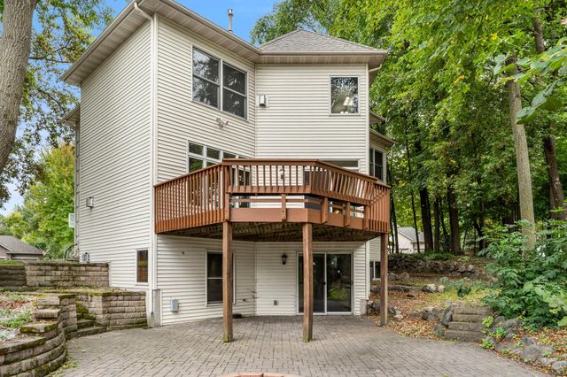 8915 Umbria Place N, Maple Grove, MN 55311