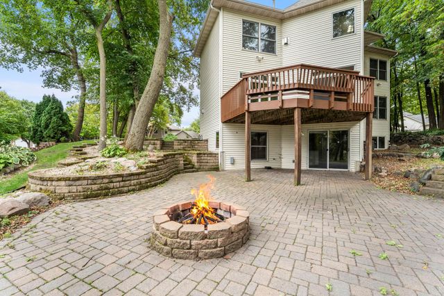 8915 Umbria Place N, Maple Grove, MN 55311