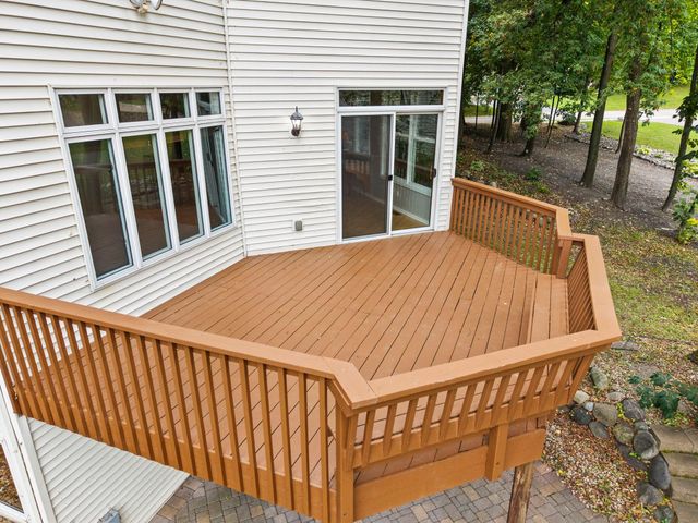 8915 Umbria Place N, Maple Grove, MN 55311