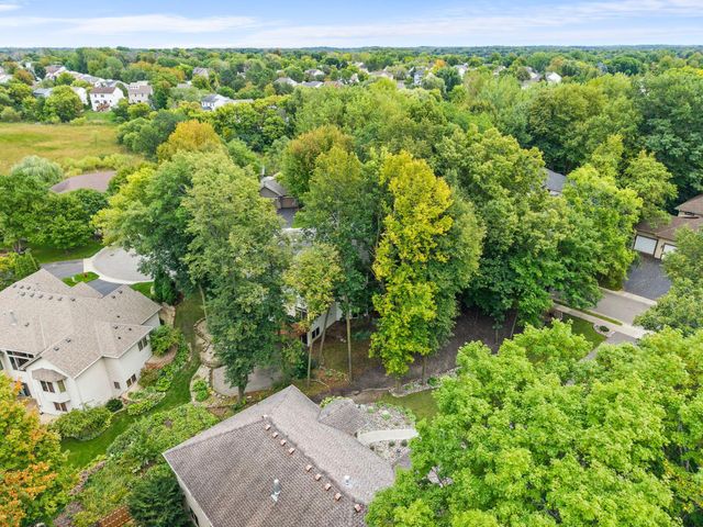 8915 Umbria Place N, Maple Grove, MN 55311