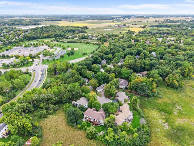8915 Umbria Place N, Maple Grove, MN 55311