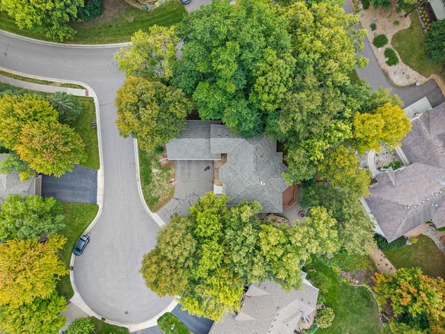 8915 Umbria Place N, Maple Grove, MN 55311