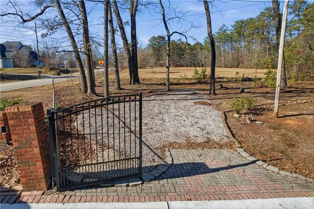 5150 Kilroy Lane, Douglasville, GA 30135