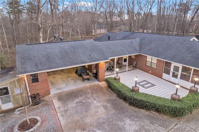 5150 Kilroy Lane, Douglasville, GA 30135