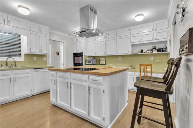 5150 Kilroy Lane, Douglasville, GA 30135