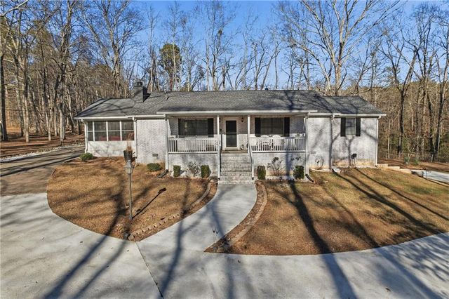 5150 Kilroy Lane, Douglasville, GA 30135