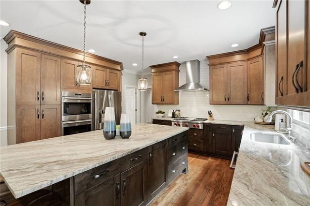 12880 Bucksport Drive, Roswell, GA 30075