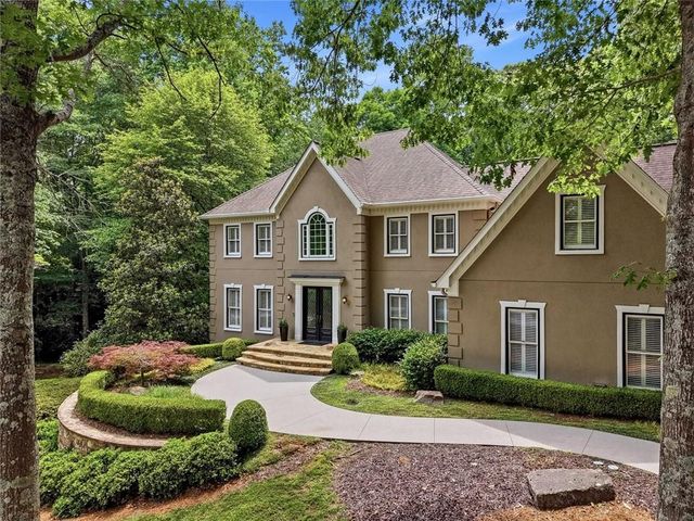 12880 Bucksport Drive, Roswell, GA 30075