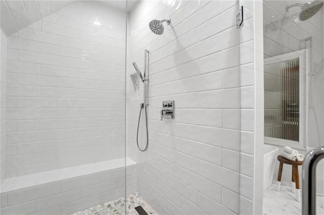 12880 Bucksport Drive, Roswell, GA 30075
