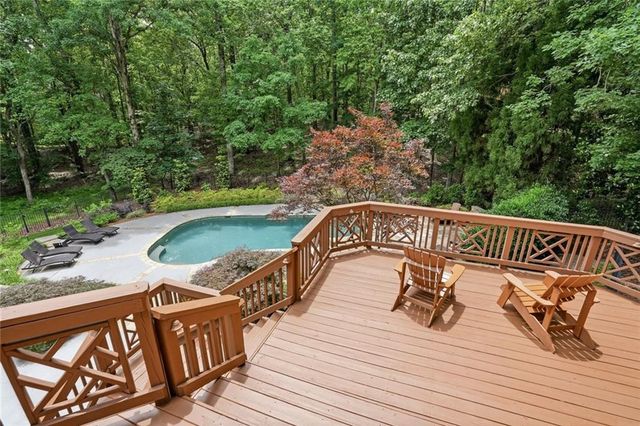 12880 Bucksport Drive, Roswell, GA 30075