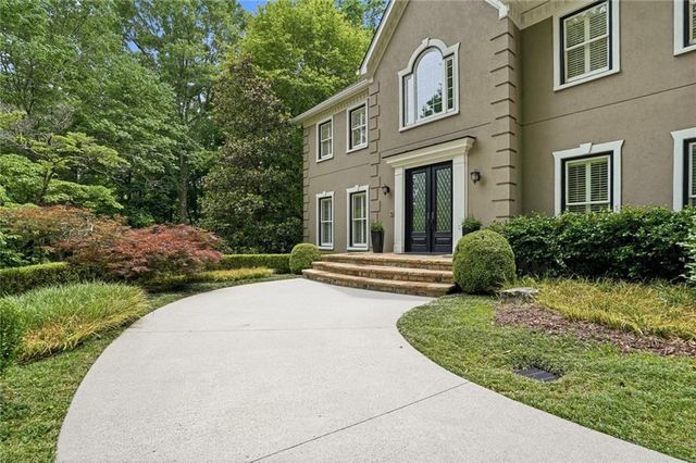 12880 Bucksport Drive, Roswell, GA 30075