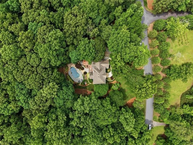 12880 Bucksport Drive, Roswell, GA 30075
