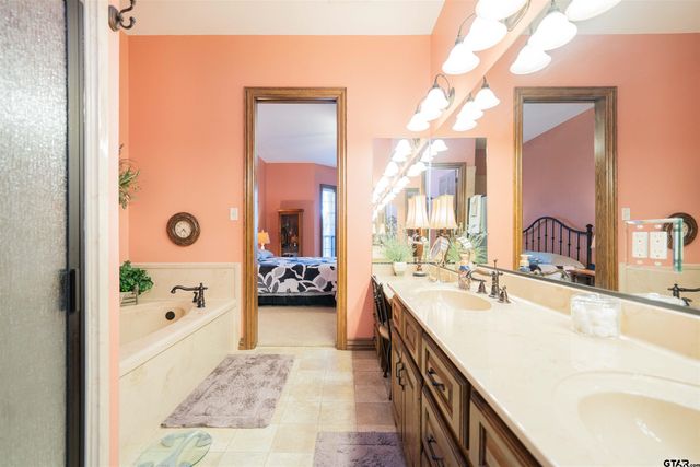 1032 W FM 900, Mt Vernon, TX 75457