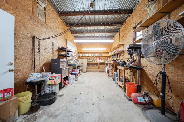 1032 W FM 900, Mt Vernon, TX 75457