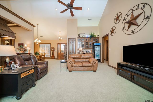 1032 W FM 900, Mt Vernon, TX 75457